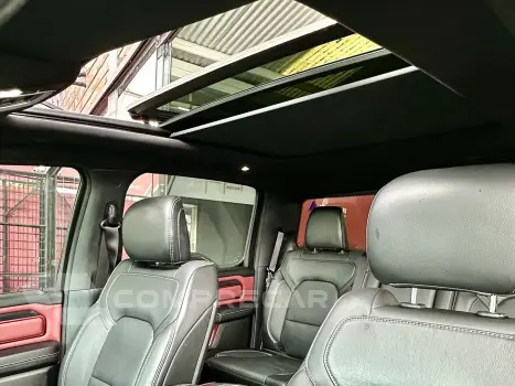 1500 5.7 V8 GASOLINA REBEL CD 4X4 AUTOMÁTICO