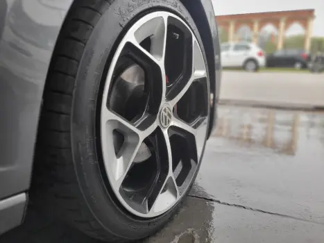 JETTA Comfort. 250 TSI 1.4 Flex 16v Aut.