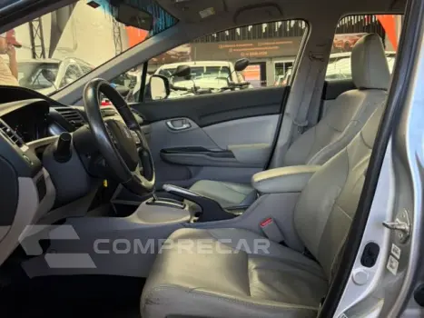 CIVIC - 1.8 LXS 16V 4P AUTOMÁTICO