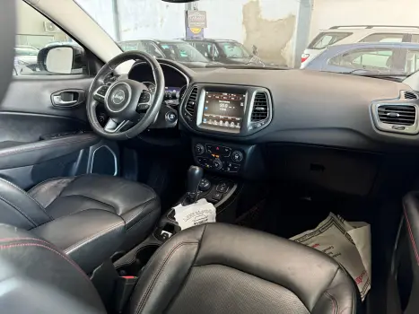 COMPASS 2.0 16V Trailhawk 4X4