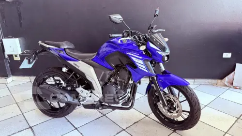 FZ25 ABS