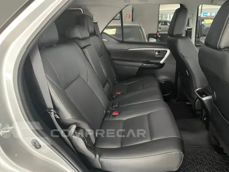 HILUX SW4