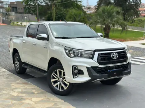 HILUX 2.8 SRX 4X4 CD 16V DIESEL 4P AUTOMÁTICO