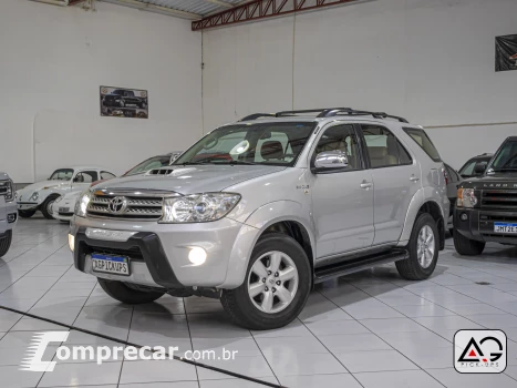 HILUX SW4 3.0 SRV 4X4 7 Lugares 16V Turbo Intercooler