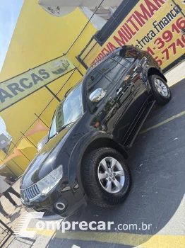 PAJERO DAKAR 3.2 HPE 4X4 7 Lugares 16V