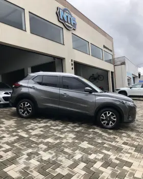 KICKS Sense 1.6 16V Flex Aut.