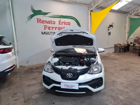 ETIOS 1.5 X Plus Sedan 16V