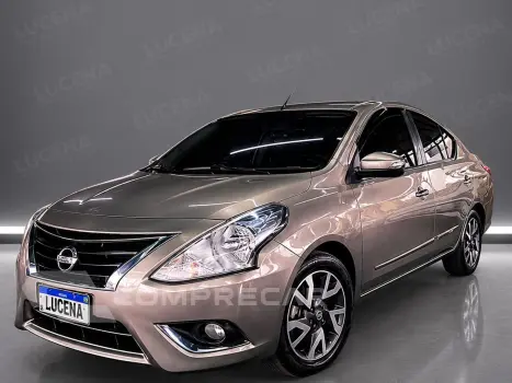 Versa 1.6 16V Flexstart Unique 4P Xtronic