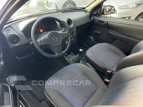 CELTA 1.0 MPFI Life 8V