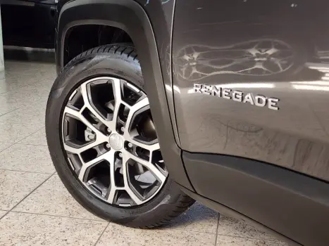 Renegade Long. T270 1.3 TB 4x2 Flex Aut.