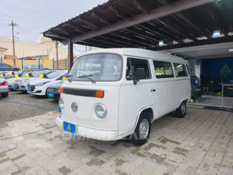 Volkswagen Kombi 1.6 STD 3 portas