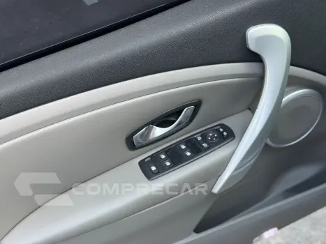 FLUENCE Sedan Privilège 2.0 16V FLEX Aut