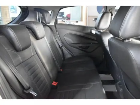 FIESTA HATCH - 1.6 TITANIUM HATCH 16V 4P MANUAL