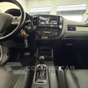 OUTLANDER 2.0 16V 160cv Aut.