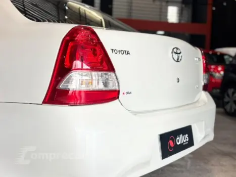 ETIOS SEDAN - 1.5 X PLUS SEDAN 16V 4P AUTOMÁTICO