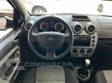 FIESTA 1.6 MPI Class Sedan 8V