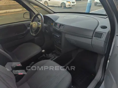 MERIVA 1.8 MPFI JOY 8V