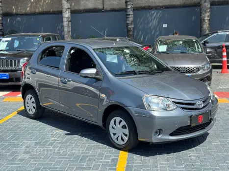 Toyota ETIOS 1.3 X 16V 4 portas