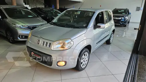 Fiat UNO 1.0 EVO Vivace 8V 4 portas
