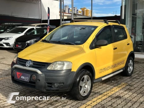 Volkswagen CROSSFOX - 1.6 MI 8V 4P MANUAL 4 portas