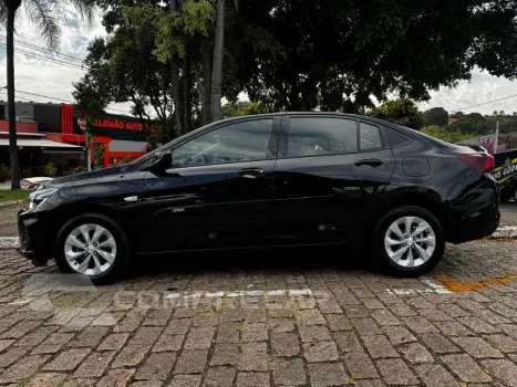 ONIX SEDAN Plus LT 1.0 12V Flex 4p Mec.