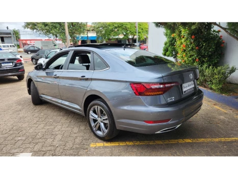 JETTA 1.4 250 TSI TOTAL FLEX R-LINE TIPTRONIC