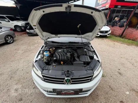 Jetta 2.0 4P CONFORTLINE TIPTRONIC AUTOMÁTICO