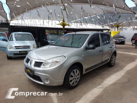Renault Sandero 1.6 4 portas