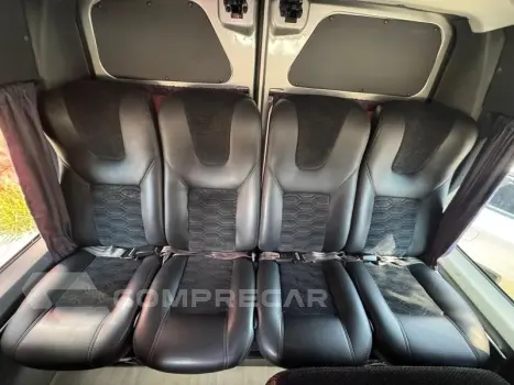 MASTER 2.3 DCI EXECUTIVE 16L LONGO