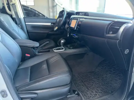 HILUX 2.8 D-4d Turbo CD SRV 4X4