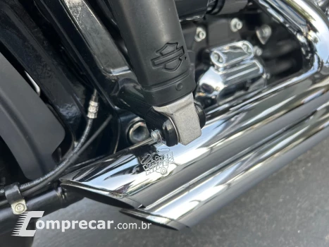 Softail Breakout 114