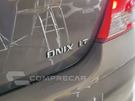 ONIX HATCH LT 1.0 8V FlexPower 5p Mec.