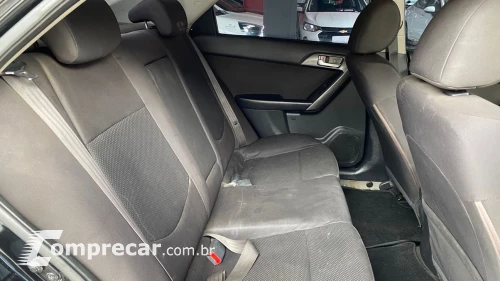 KIA CERATO 1.6 EX2 SEDAN 16V