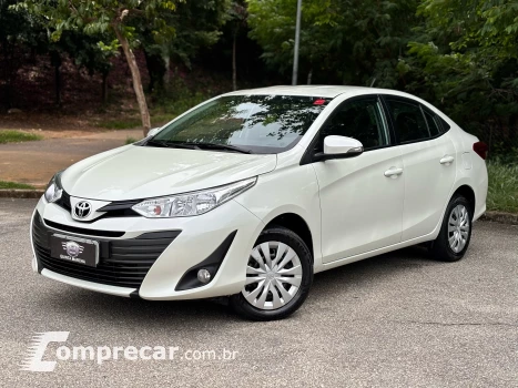 Toyota Yaris Sedan 1.5 XL CVT (Flex) 4 portas