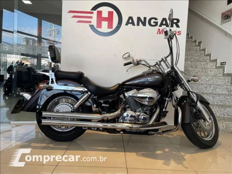 SHADOW 750