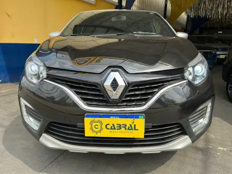 CAPTUR Intense Bose 1.6 16V Flex 5p Aut.