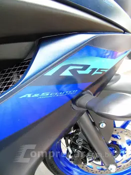 YAMAHA YZF R15 ABS