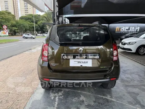 DUSTER - 2.0 DYNAMIQUE 4X2 16V 4P AUTOMÁTICO