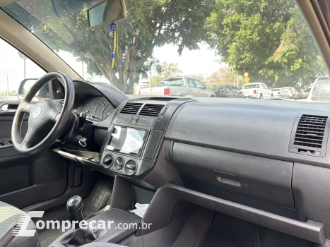 POLO 1.6 MI Serie Ouro 8V