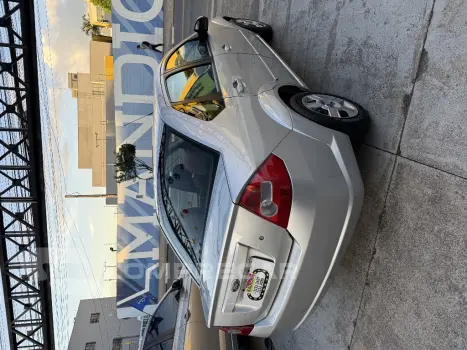 FIESTA 1.6 MPI SEDAN 8V FLEX 4P MANUAL