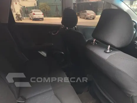 Fit 1.4 16V 4P LX FLEX