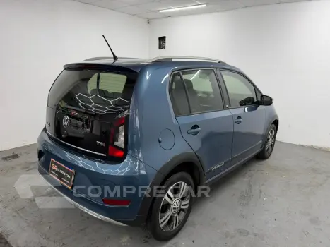 up! cross 1.0 TSI Total Flex 12V 5p