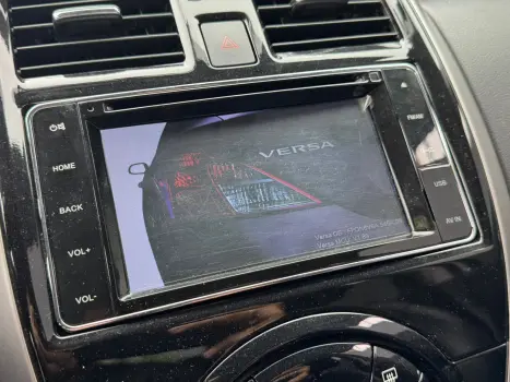 VERSA 1.6 16V Unique