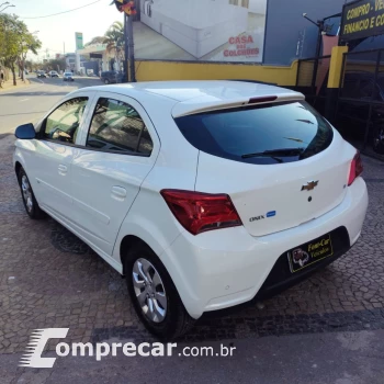 ONIX HATCH LT 1.0 8V FlexPower 5p Mec.