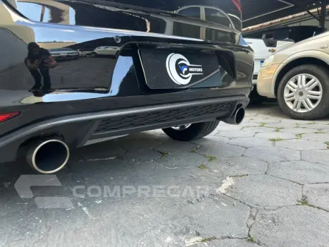 GOLF 2.0 TSI GTI 16V TURBO GASOLINA 4P AUTOMÁTICO