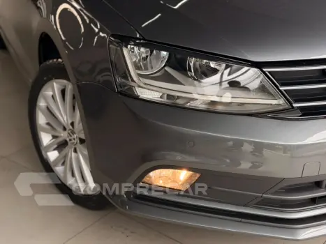 JETTA 1.4 16V TSI COMFORTLINE GASOLINA 4P TIPTRONIC