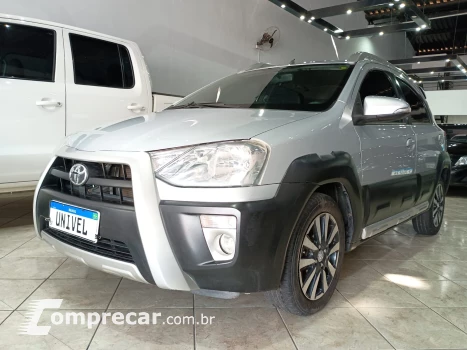 Toyota Etios Cross 1.0 4 portas