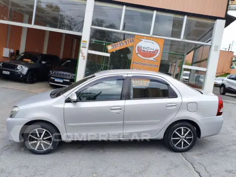 Etios Sedan 1.5 16V 4P FLEX XLS AUTOMÁTICO