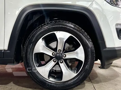 COMPASS 2.0 16V FLEX LONGITUDE AUTOMÁTICO