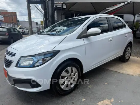 CHEVROLET ONIX 1.4 MPFI LT 8V 4 portas